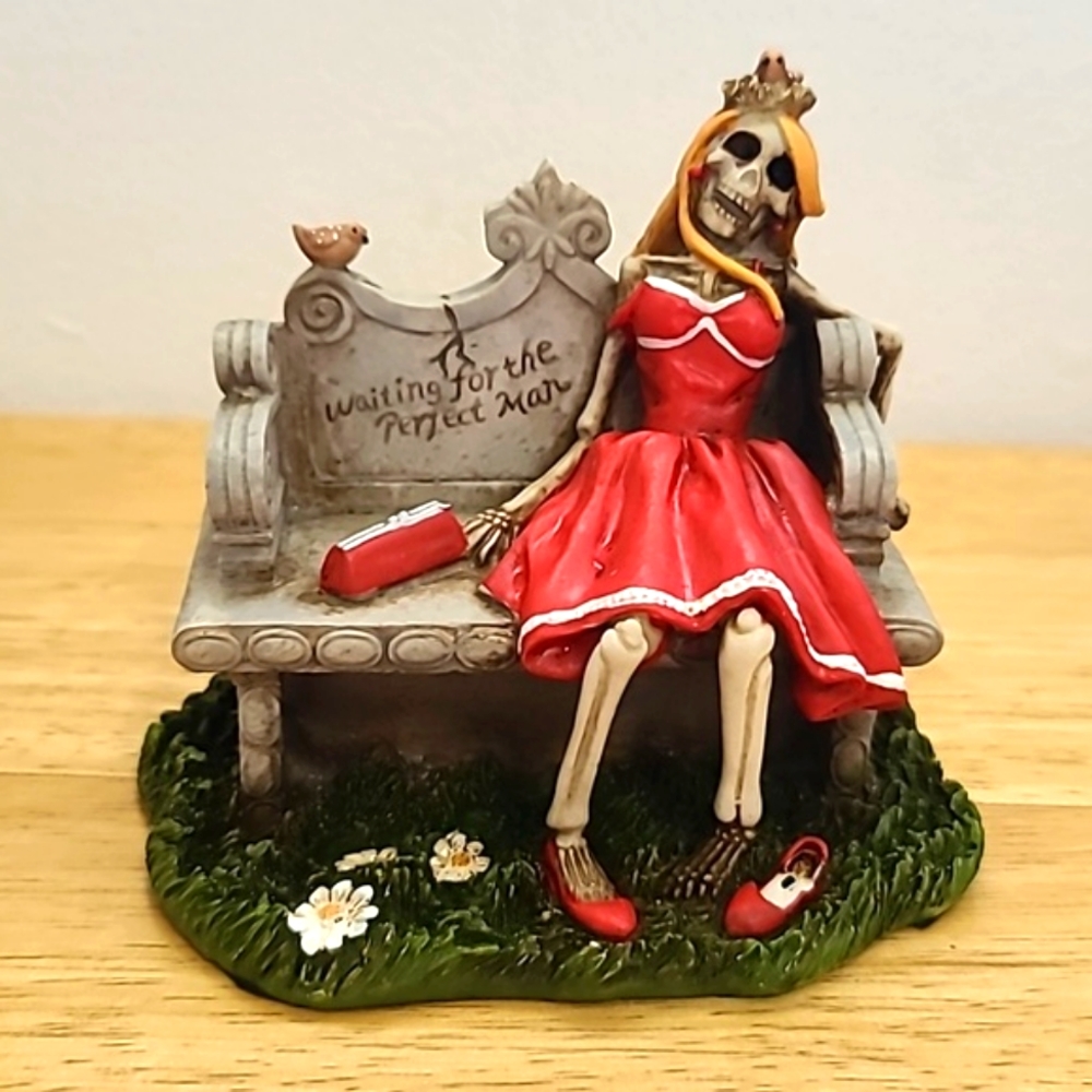 "Waiting For The Perfect Man" Skeleton Figuirine